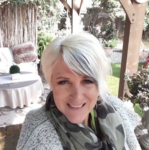 Meet your Posher, Cathy